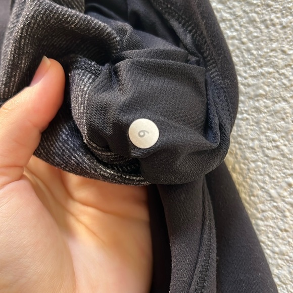Lululemon base runner pant Wee stripe black heathered black/ blk sz 6 - Picture 5 of 8